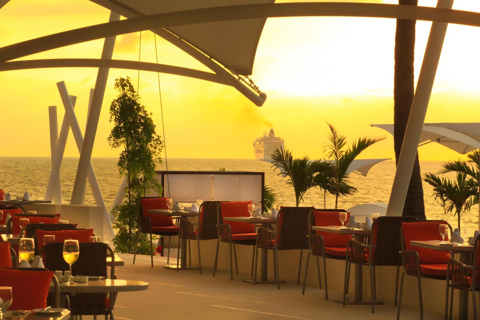 The Hacienda At Krystal Grand Puerto Vallarta (Adults Only) Eksteriør billede